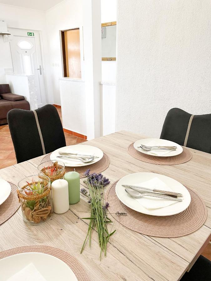 Beautiful Secluded Area Near Novalja Vacation House With Pool And Sea View Villa Lara Kültér fotó